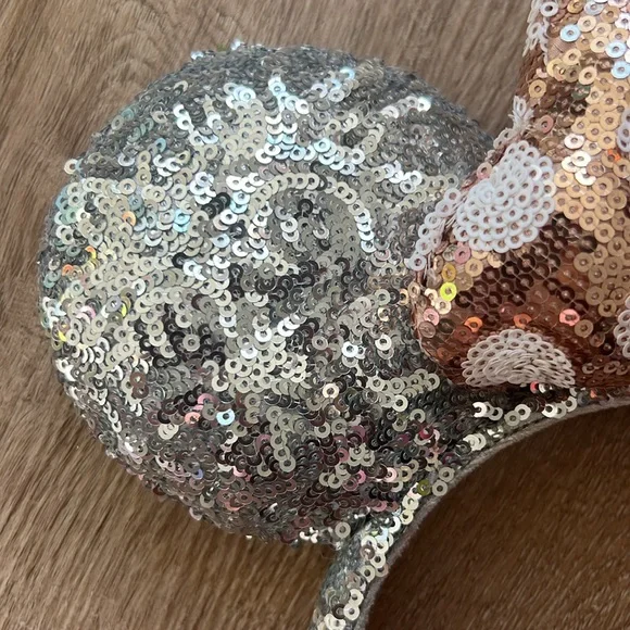 Disney Parks Minnie Mouse Ears Classic Polka Dot Sequin Headband - Picture 3 of 13